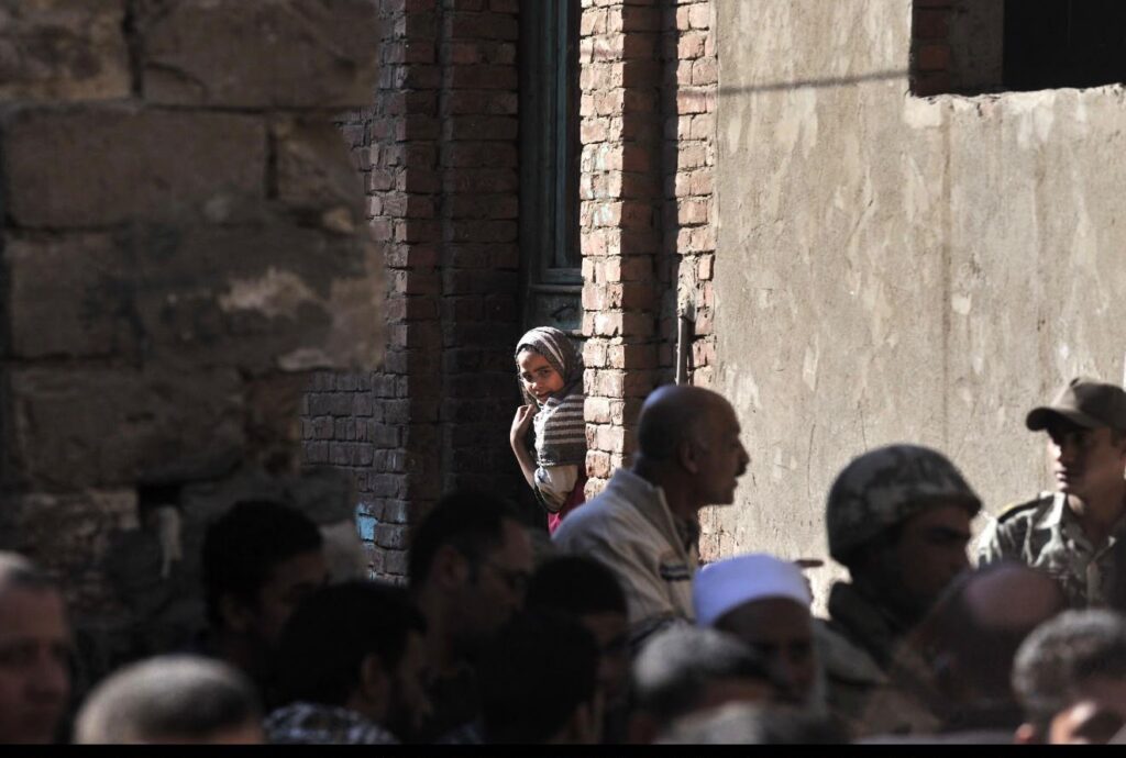 هل تتنازل بعض الفتيات عن حقوقهن خوفًا من الفضيحة؟ حين يصبح الصمت ثمنًا للنجاة